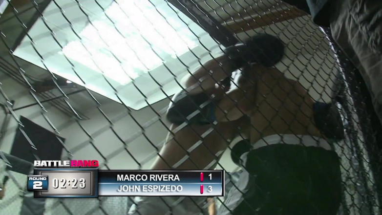 Get Your Fix: Peituda negra ring girl fode sortudo grande pau cage lutando...