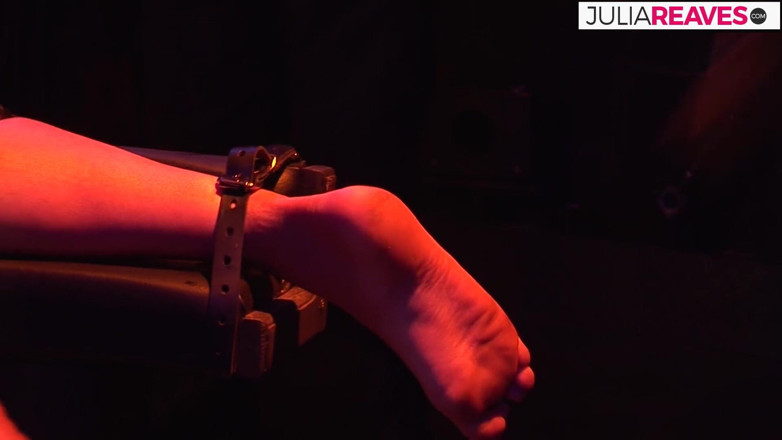 BDSM WORLD: Ondervragingskamer