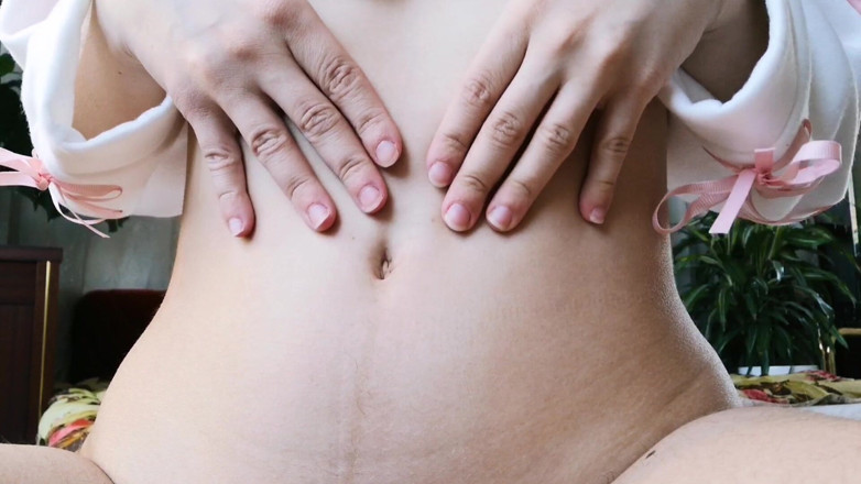 The Antichristrix: 可爱的 bellybutton 手淫