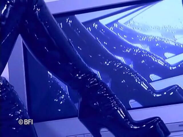 Fetish Tv: Rêves de latex mouillés n° 3