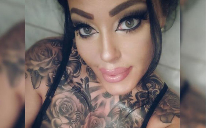 Cumbizz: Bộ ngực to vs monstercock gặp gỡ và chào hỏi...