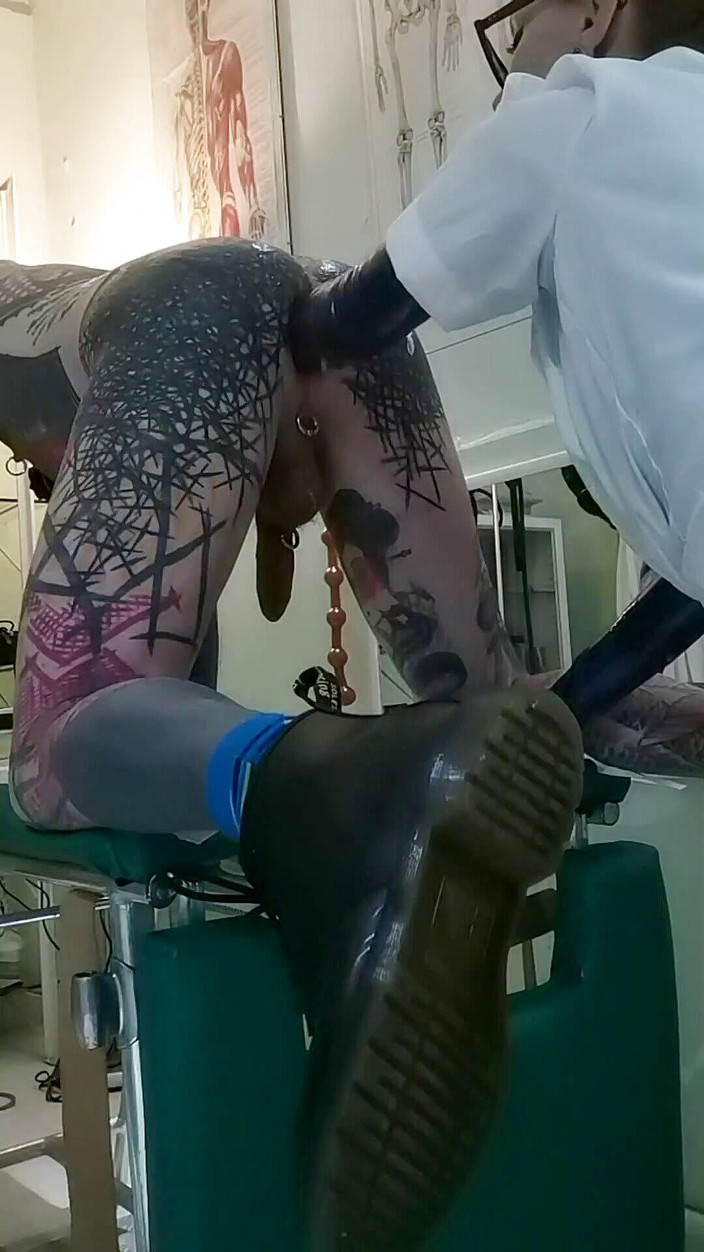 Regina Milano Dom: Enorma gap dubbla händer fisting pt2