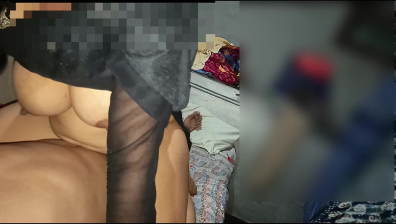 Kavita69: Une Bhabhi Indienne Desi Chevauche Une Bite De Devar