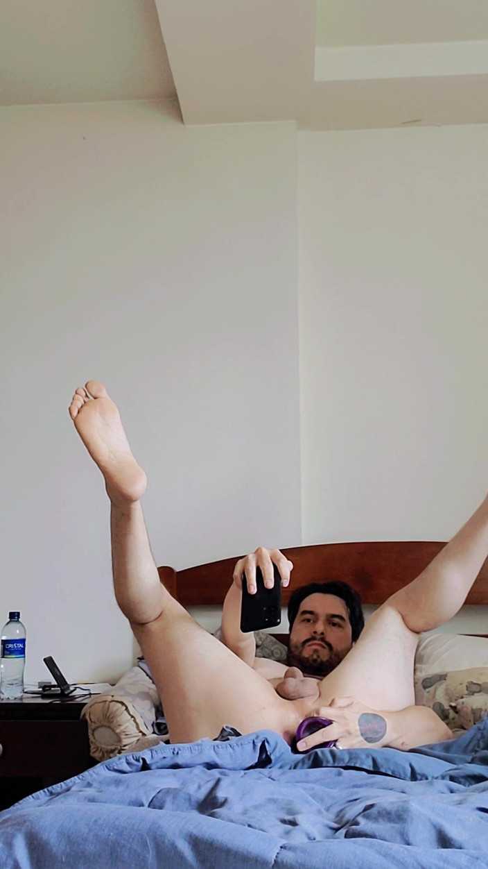 SlutClosetedfag: Dildo in meinem ehezimmer