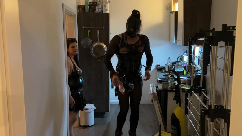 DOMINATRIX6: Ședință de curățare cu fetiș lofts cu Sclav TV, partea 1-3
