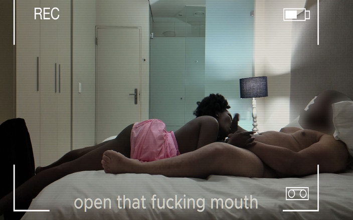 Slut me out: Imágenes Caseras: Hijastra Le Ruega a Su Padrastro Que La...