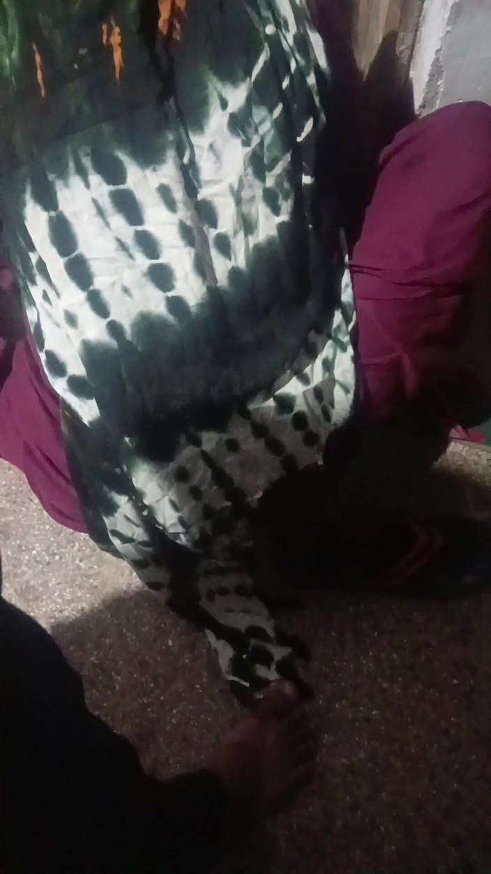 Bhabhi UP: Bhabhi, abang tiri tiada di rumah hari ini.