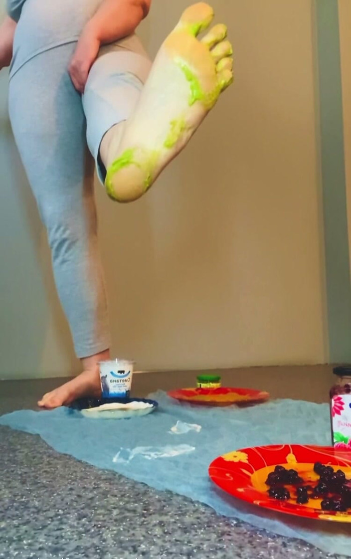 VikkiGeorgia: Jeu de pieds alimentaire