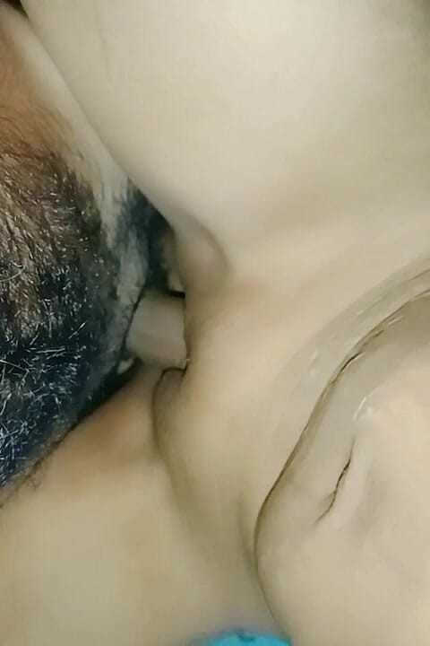 Outdoor header 15: Mi esposa mi leche y chupó la tierra también, caliente...