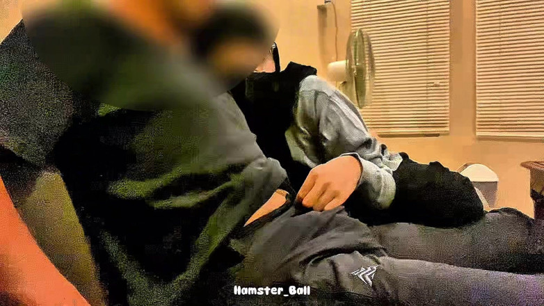 Hamster_Ball: Amatoare infidelă! O cunosc acasă pe fosta mea iubită care...