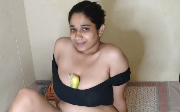 Yourdidipriya: Sodomie avec un concombre - yourdidipriya