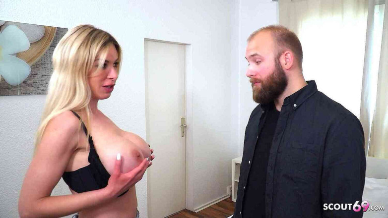 Full porn collection: Německá velká prsa pornohvězda Manu Magnum - pro jednu noc