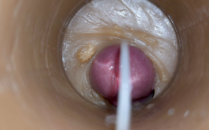 Creme sperm: Une caméra dans une chatte profonde capture une éjaculation