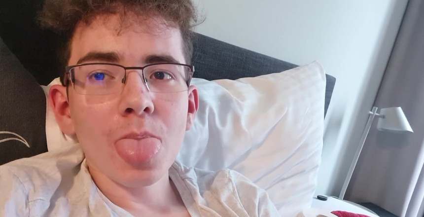 Prettyboi2000x: First of a Video in Forever Now! I Fucked Myself...