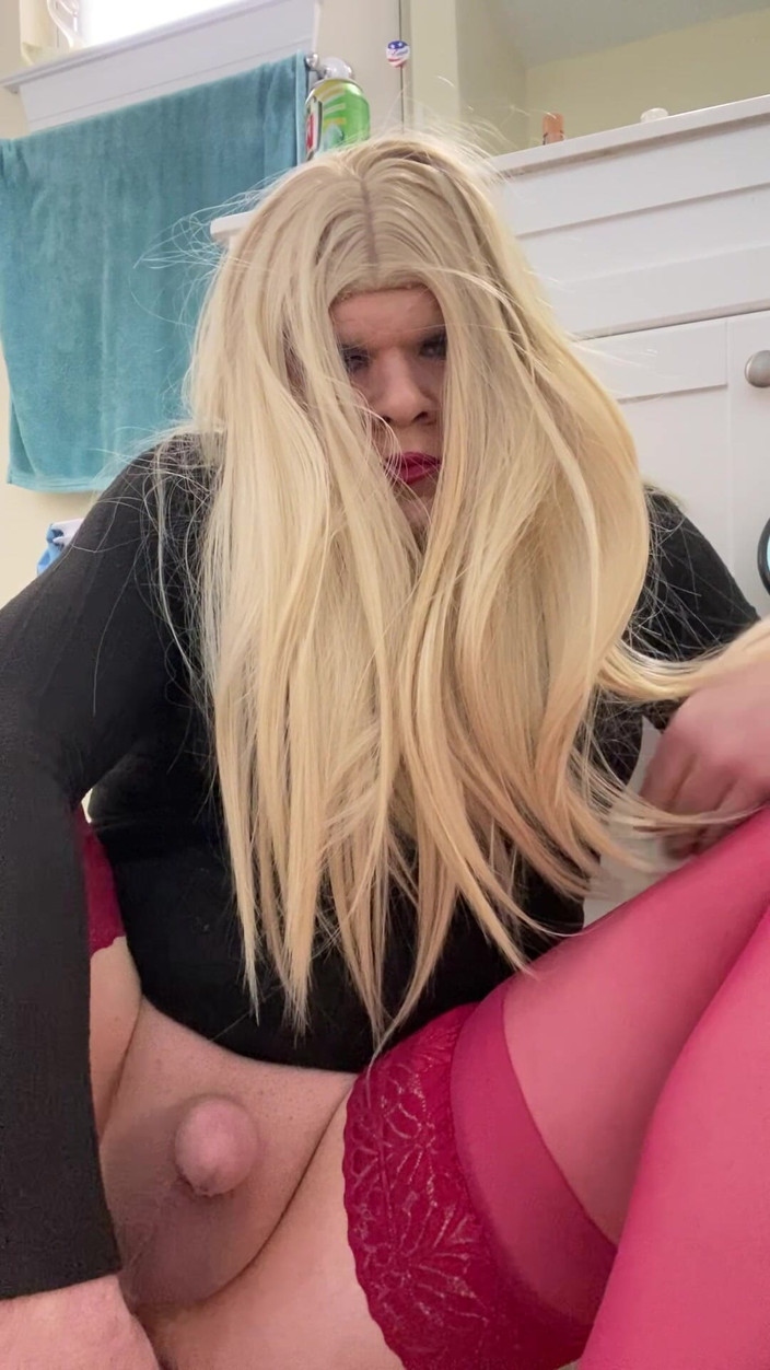 MadisonCD2025: Kadın kılıklı amatör orta yaşlı seksi trans sürtük travesti bu...