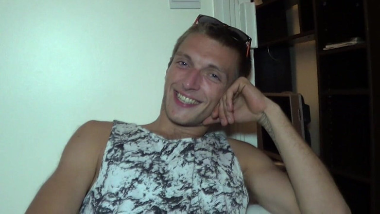 FRENCH HOLES CREAMPIED: Tiago follada a pelo por Alexis Tivoli duro