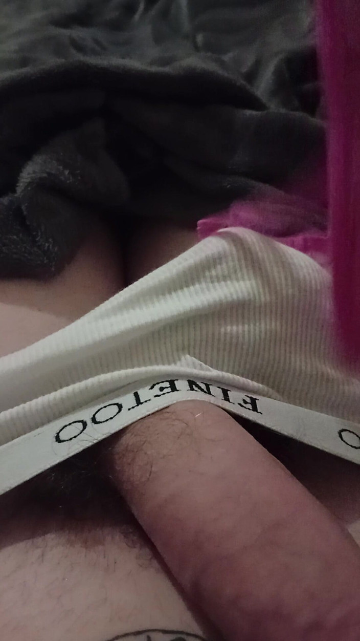 Cuminpanties22: Pancutan mani super tebal ke dalam kawan-kawan saya seluar dalam...