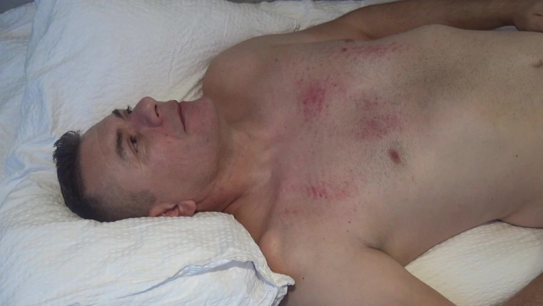 Paultramp: Si passa sul viso con gli stivali