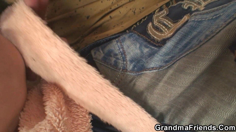 Grandma Friends: Échange inattendu