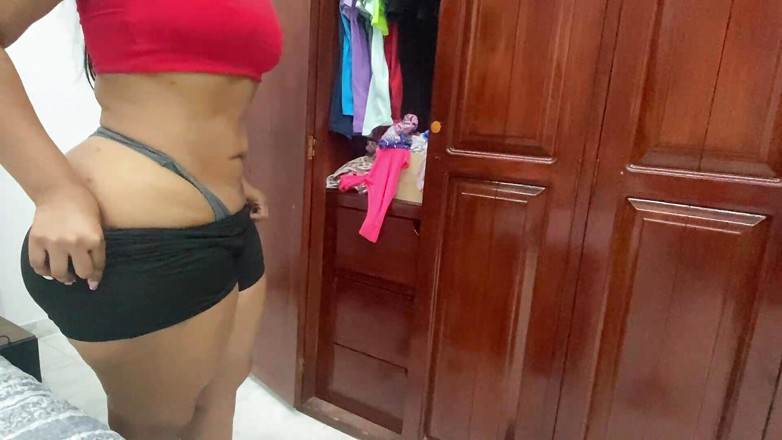 Katrina4deluxe: Kamerarekord upptagna i Lycra tight kameltöjen