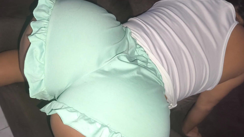 SENSESEX: O pijama quente da madrasta provoca seu enteado e eles...