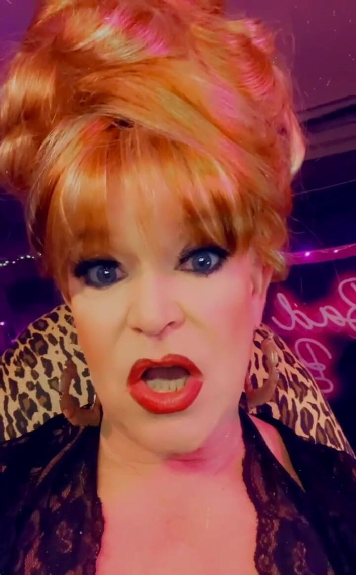 FemmeCheri120: Dacă Raiul este Loc pe Pământ este în gura mea sexy