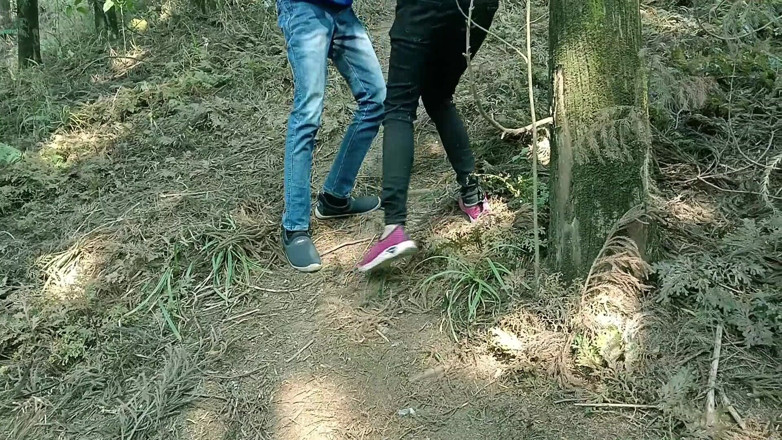 Anjalisingh_sexy: Mahasiswi india 18 tahun lagi asik sama kakak ipar india