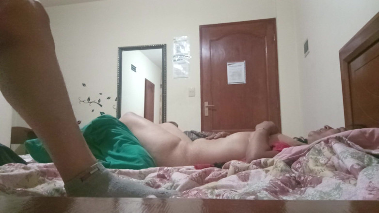 Moo DBOXXX: Milování s mojí tchýní, každý den mě žádá o sex