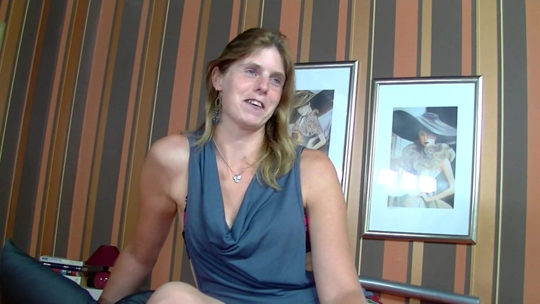 Swinger Friends Germany: Por supuesto, Kathi también tiene grandes juguetes para ella