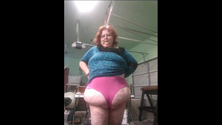 BBW nurse Vicki adventures with friends: Ich habe viele selfies gemacht und ein video gemacht