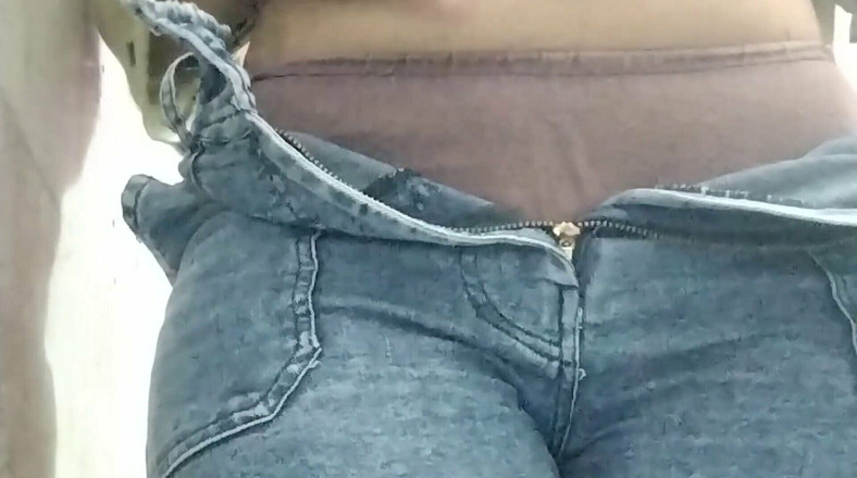 Riyathakur: Desi teenagerka dělá video pro nevlastního bratra