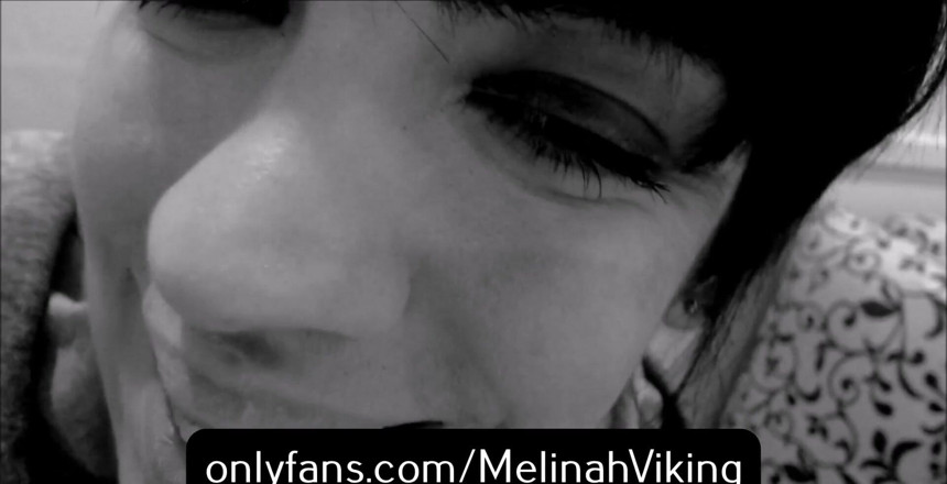 Melinah Viking: Adoração aos olhos