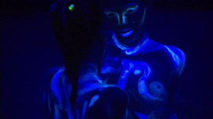 Pervy Studio: Neon allume le plaisir lesbien