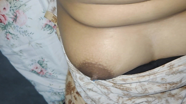 Faryal: Gordita mojada follando