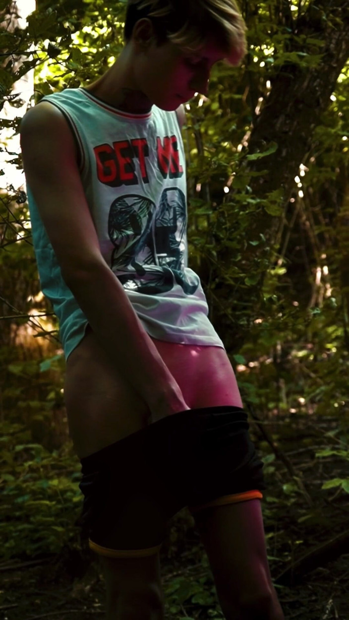 HotDogs studio: Des vidéos tellement sexy. Doigts dans le trou, branlette