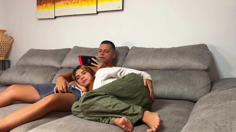 Labestiaylabella: Velmi sexy holka chce být ošukaná
