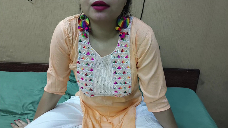 Saarabhabhi6: Mejor video indio xxx, madrastra india caliente fue follada por...
