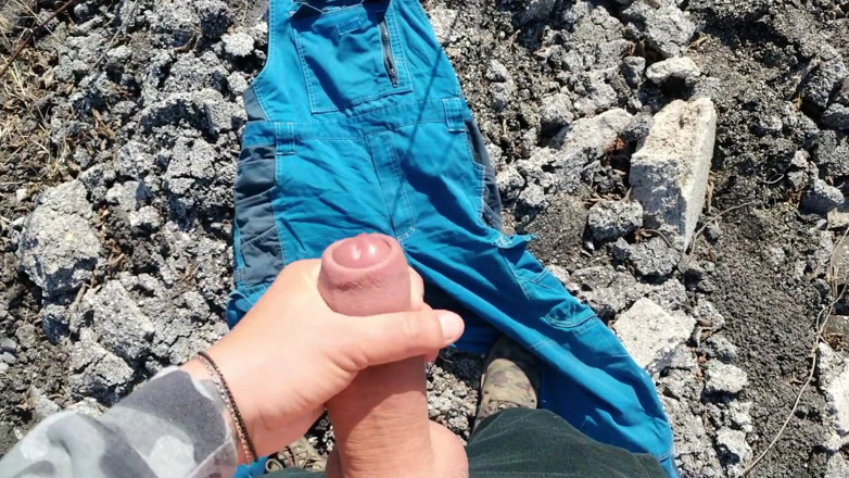 Idmir Sugary: I Got Work Clothes Worn by Other Coworker so I...