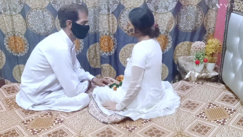 MehwishButt: Indian Hot Girl Fucked Hard Anal at Her Wedding Night...