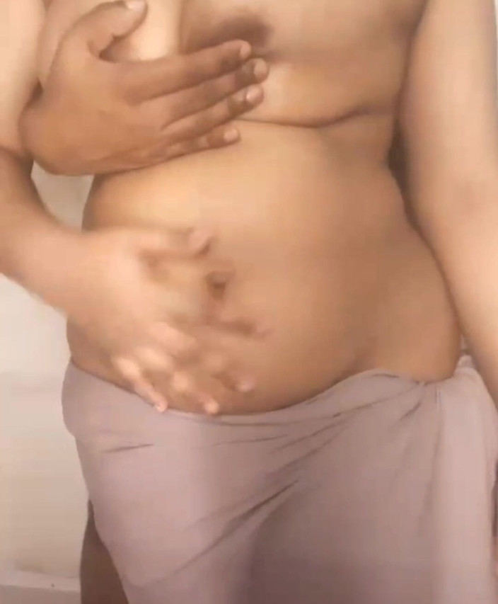 Jesmin18: Indiancă bhabi sexy bengaleză se fute cu iubitul