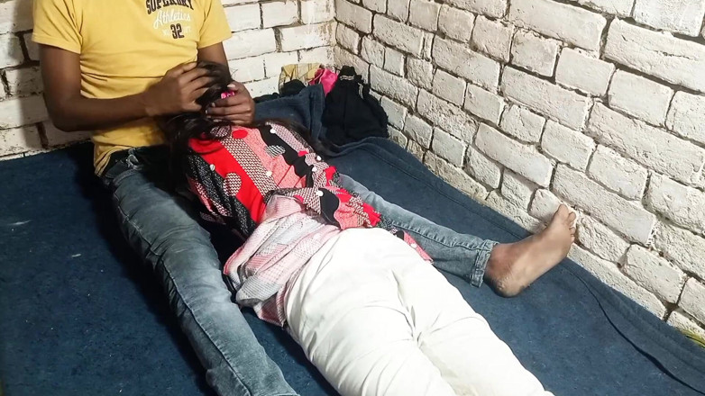 Shivanibaby: Ngentot gadis perawan dengan kostum frock