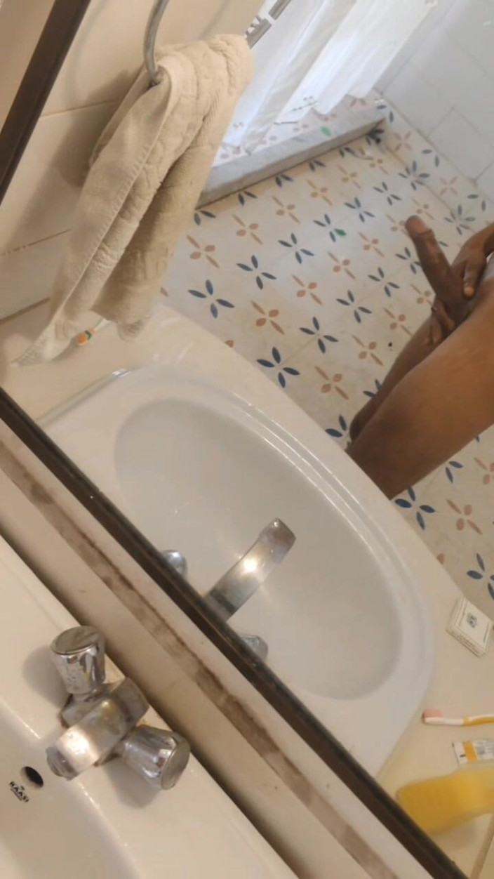 BlondeTroubleshootor: 인도 호텔 방에서 발렌타인 데이