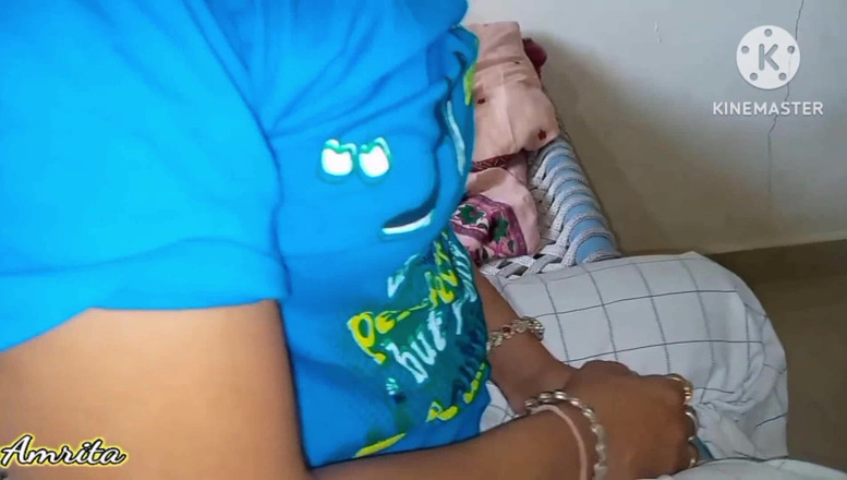 Amrita: Video seks adik tiri awek desi India