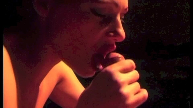 Inhonorof porn: Una gran polla para un coño apretado