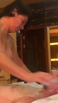Namiętni prawdziwi kochankowie orgazm kochanie się
