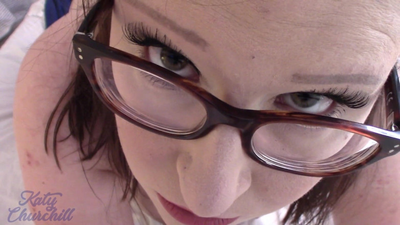 Katy Churchill: Sexe avant de se coucher avec sa copine BBW poilue