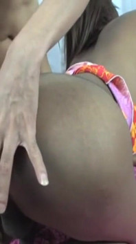 Gorący moment seksualny między 2 napalona Azjatka ona - mężczyzna!