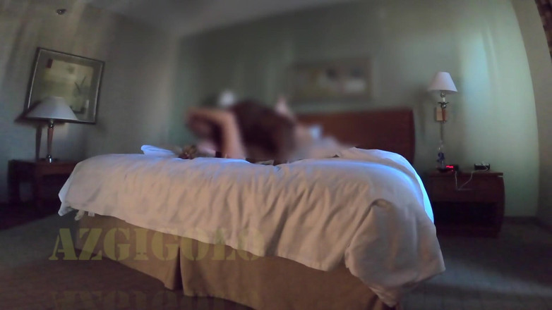AZGIGOLO: 퇴근 후 바람피는 핫와이프와 함께하는 재미