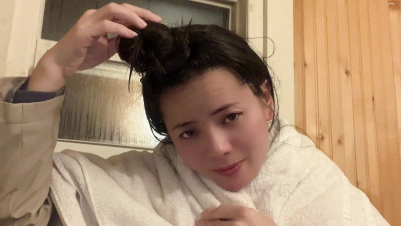 sweethanajapanese: Hana Perfectă Cu Țâțe Mici Poartă Haine După Duș, Păroasă Frumoasă