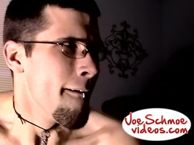 Joe Schmoe: Bi Tommy se fait sucer la bite